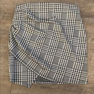 Love Culture Black and White Asymmetrical Skirt